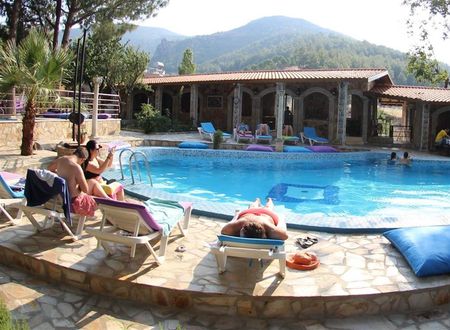 turkiye/izmir/selcuk/atillas-getaway-7303df00.jpg