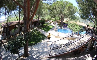Atillas Getaway · 3