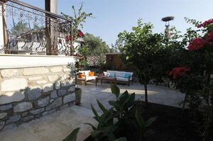 turkiye/izmir/selcuk/livia-hotel-ephesus-2118447483.jpg
