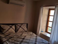 Traditional Room - Olive
