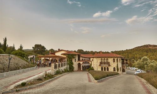 turkiye/izmir/selcuk/vinifera-hotel-yedibilgeler-vineyards-2d79ed46.jpg