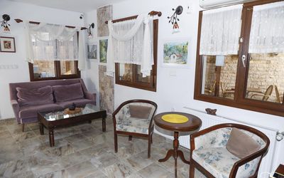 Villa Lotus · 4