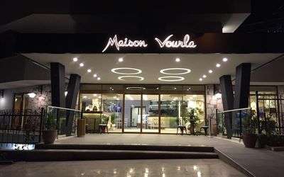 Maison Vourla · 2