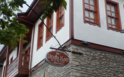 Demir Kapı Konak · 3