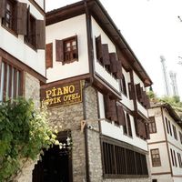 Konak Piano