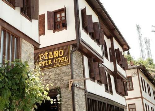 turkiye/karabuk/safranbolu/konak-piano_12553670.jpg
