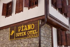 turkiye/karabuk/safranbolu/konak-piano_ff49fab4.png