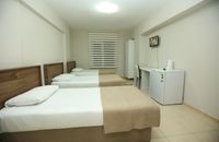 Комната на троих человек