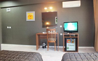 Lifos Hotel · 5
