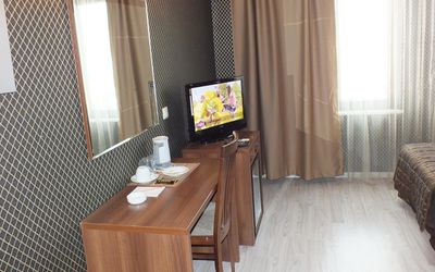 Lifos Hotel · 3