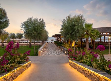 turkiye/kibris/baf/nuhun-gemisi-deluxe-hotel-spa-b9d42cff.png