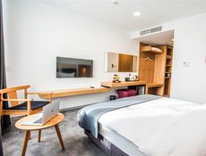 Deluxe Room Double