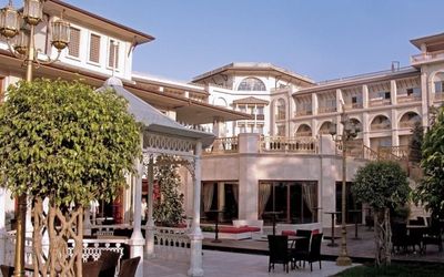 Savoy Hotel Spa & Casino · 4