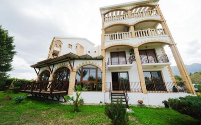 Topset Hotel · 4