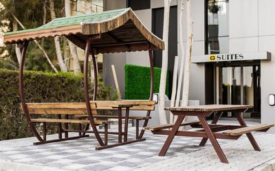 G Suites Luxury Rentals · 4