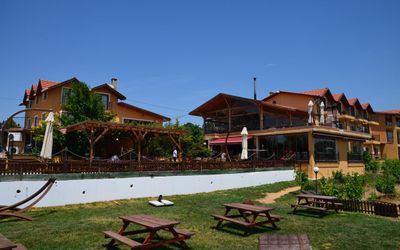 Dessera Vineyards Hotel · 2