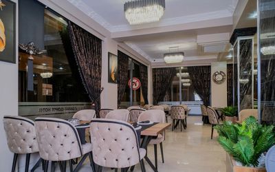 Grand Clover Hotel · 5