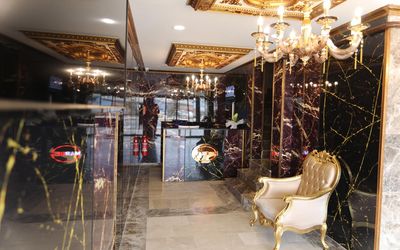 Marbes Hotel · 4