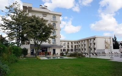 Bayramoğlu Resort Hotel · 3