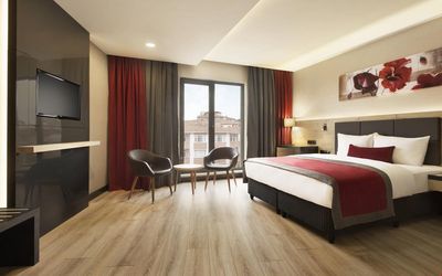 Ramada Encore Gebze · 4