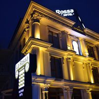The La Rossa Hotel