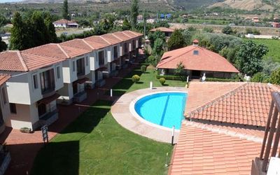Pia Mya Hotel & Spa · 2