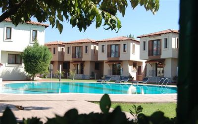 Pia Mya Hotel & Spa · 5