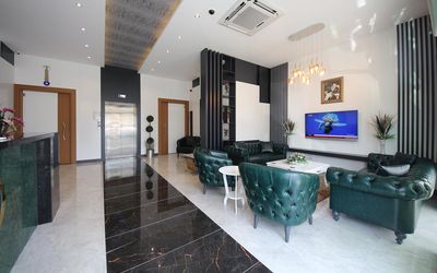 Golden Rose Deluxe Hotel · 2