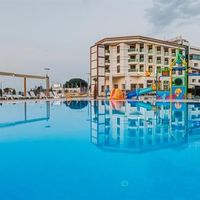 Kaynesia Hotel