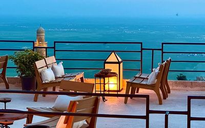 Arura Mardin · 5