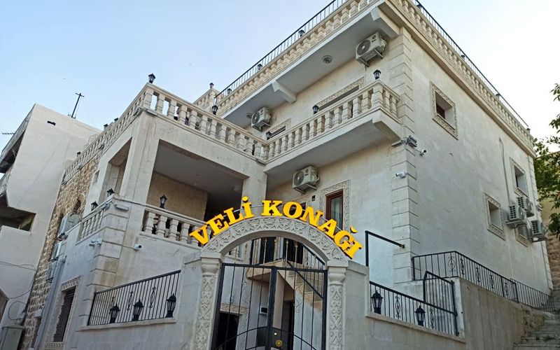 Veli Konagi · 1