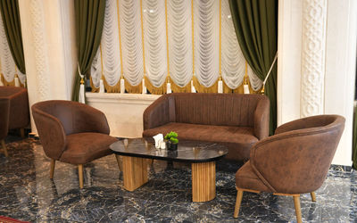 Dayman Hotel · 4