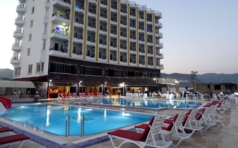 Bozyazı Princess Hotel · 1