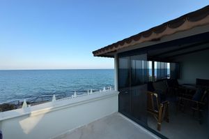 turkiye/mersin/erdemli/8f60de0cb01e4432a8816139381268ddd889c26584644fa6a72a83305cda2da2.jpg