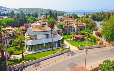 Bitez Garden Life Hotel & Suites · 4