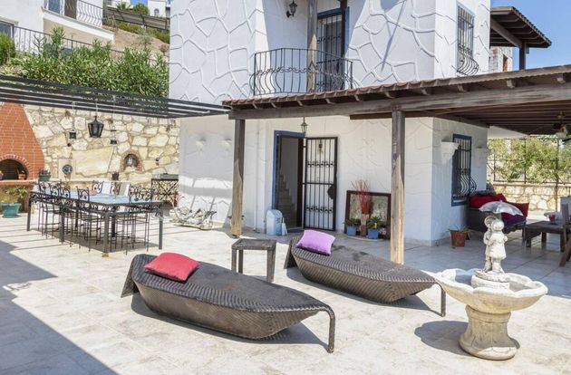 turkiye/mugla/bodrum/c46e2a4cf43585bd0df1721b65922a0961b7a0177b39d0e057320e511c66a00d2378d2bd28b451cfe8ba491d97b3a479422609c3132d833af85cc0e8d87c705eeac9fb3d3bc0441f9e00d469f7ab83ac.jpg