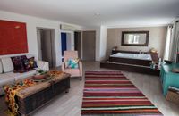 Pavo Suite