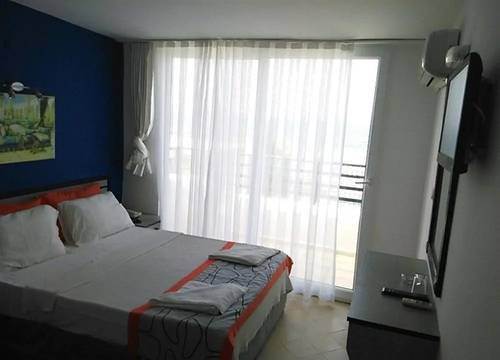 turkiye/mugla/bodrum/cemre-boutique-hotel-beach-4b4949d3.png