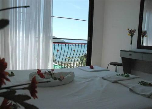 turkiye/mugla/bodrum/cemre-boutique-hotel-beach-5d373a37.png