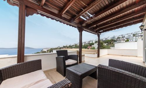 turkiye/mugla/bodrum/fa43e4722d109f48de17a85fd350fd40b4291fd45c22a0c340798db40c36fc321f261257f70725b00fd2931d90e6a7625a57a011a5c9cba121864ec22147067dc9e60ca076d648e7972ecad4841a1ceb.jpg