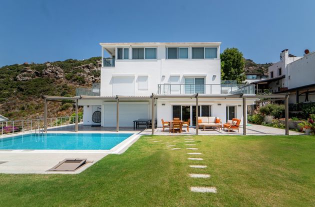 turkiye/mugla/bodrum/fdb6fa181a1c14d723aea67189005d0fbe7fafdf8f5760338dbd8a559685d9a31de066bf13cd0c722bcd6caaf21a03fb019d3cf7eed5f7ff804115384d0ad0a98de896e7e5df418a8fe6a909b227880c.jpg