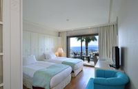 Luxury Oda