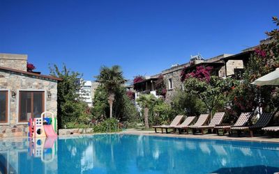 Kıvanç Hotel · 3