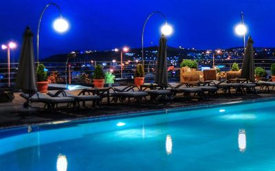 Lvzz Otel · 4