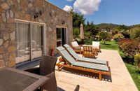 Santironi Stone House - Con Piscina Condivisa