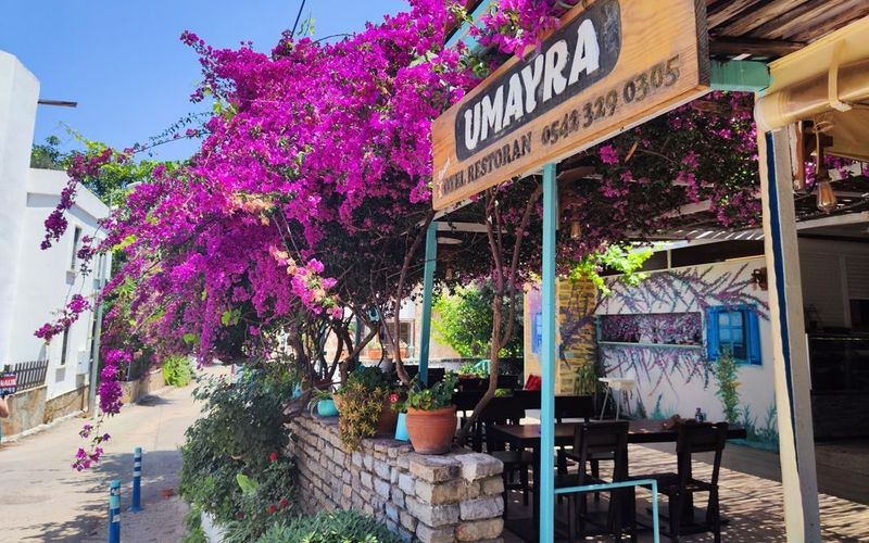 Umayra Apart Otel Ve Restaurant · 1