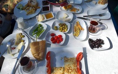 Evrim Beach Pansiyon Restaurant · 5