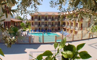Belcehan Beach Hotel · 2