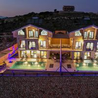 Villa Legendary 2