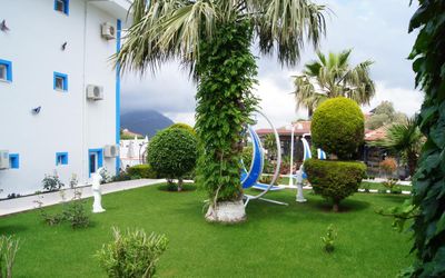 Ezel Hotel · 3